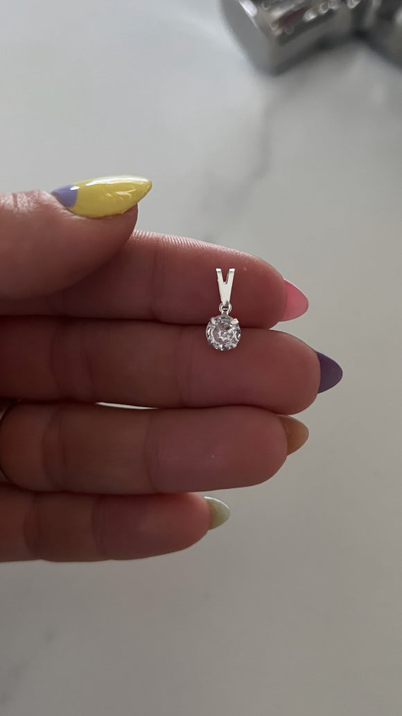 Dijes Plata 925 . Caroline