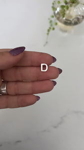 Dijes Plata 925 . Letra