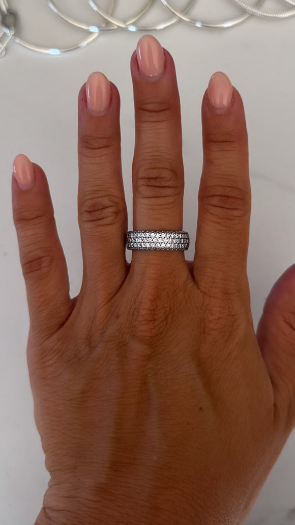 Pandora Plata . Antonia