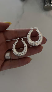 Aros Plata 925 . Oriana