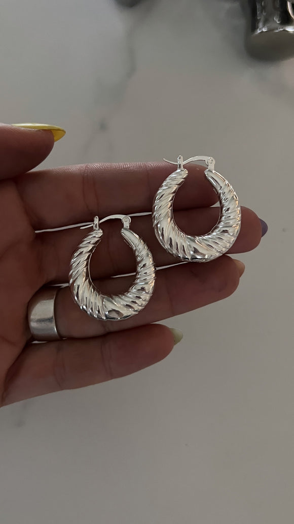 Aros Plata 925 . Oriana
