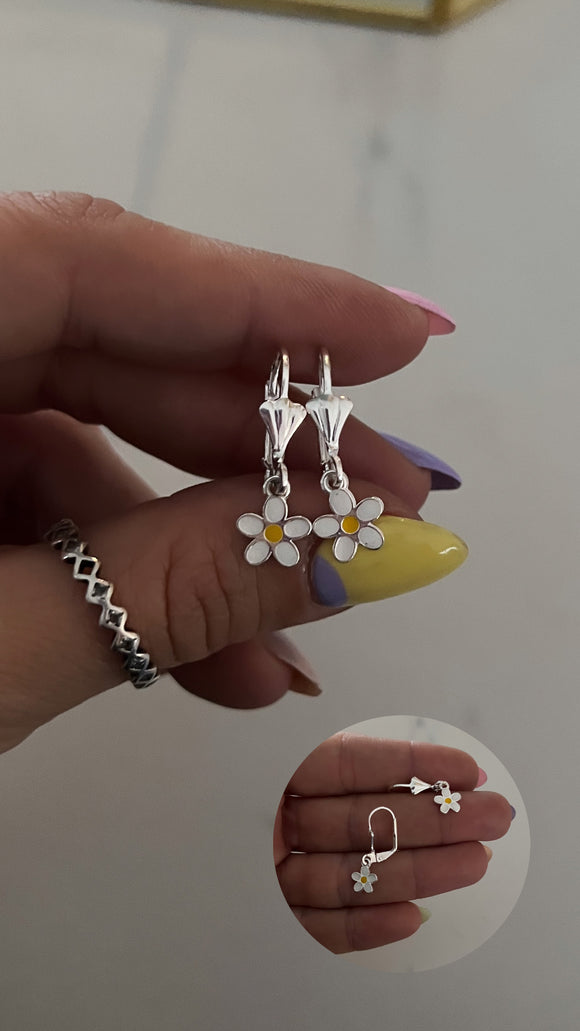 Aros Plata 925 . Florcita