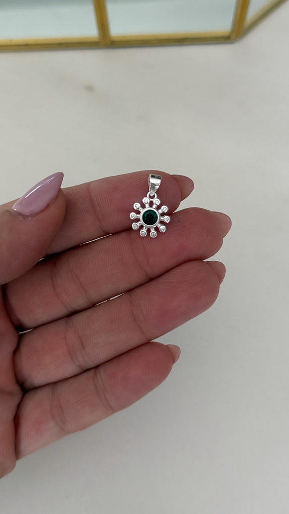 Dijes Plata 925 . Bethany