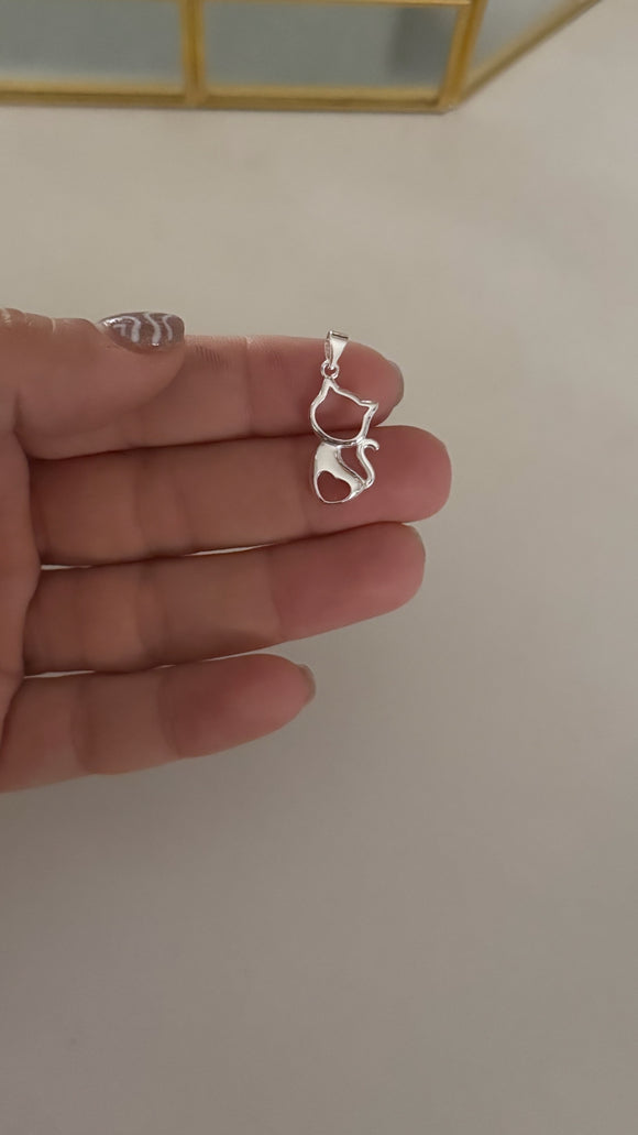 Dijes Plata 925 . Abigail